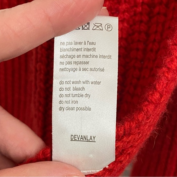 LACOSTE / Red Wool Blend Knit Scarf Unisex - Picture 7 of 10